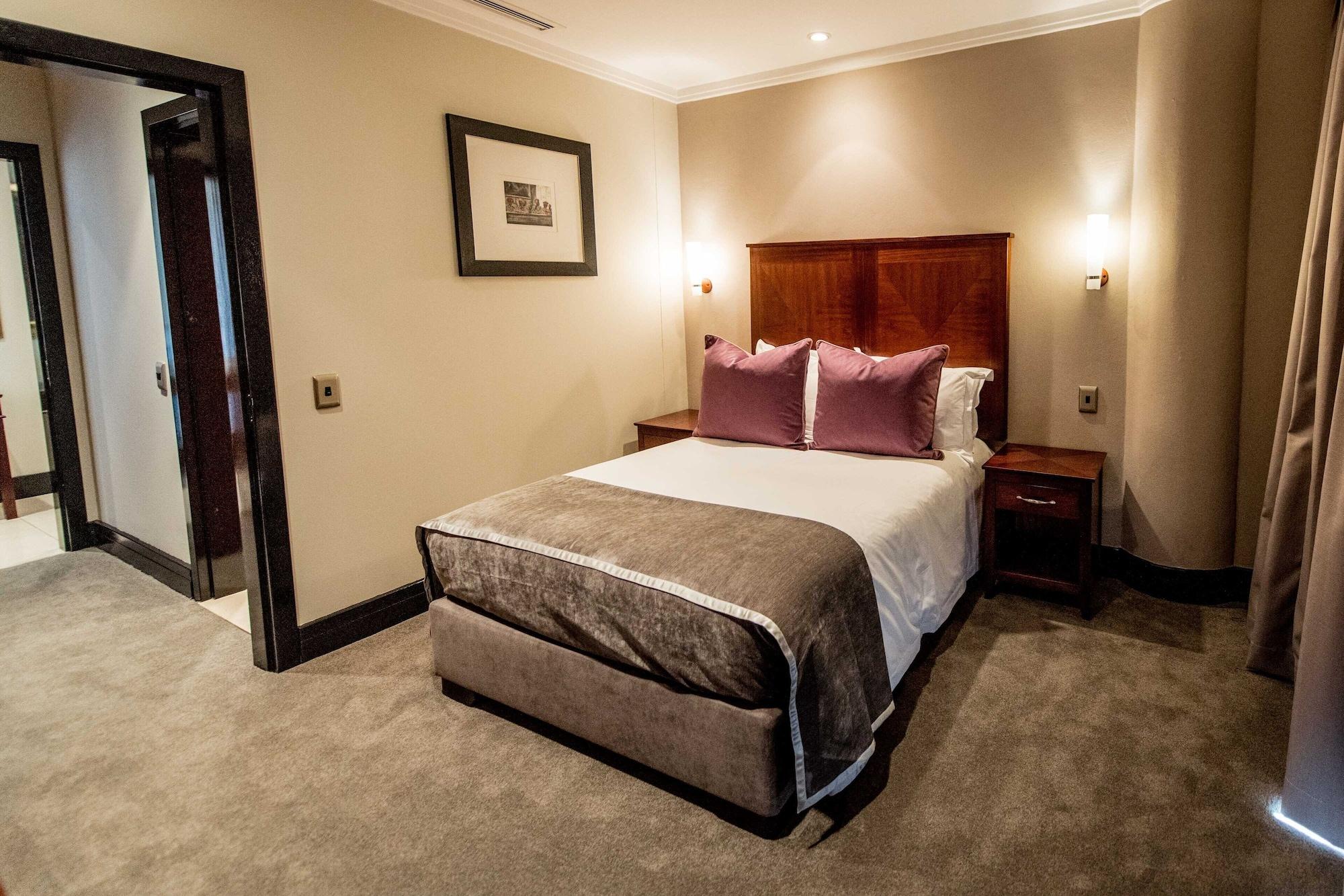 Raphael Suites Johannesburg Bagian luar foto