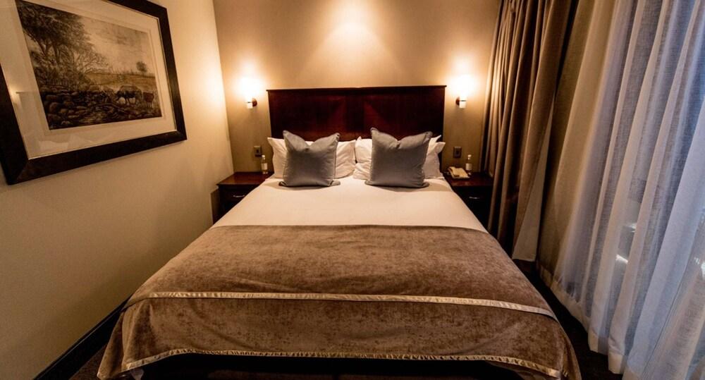 Raphael Suites Johannesburg Bagian luar foto