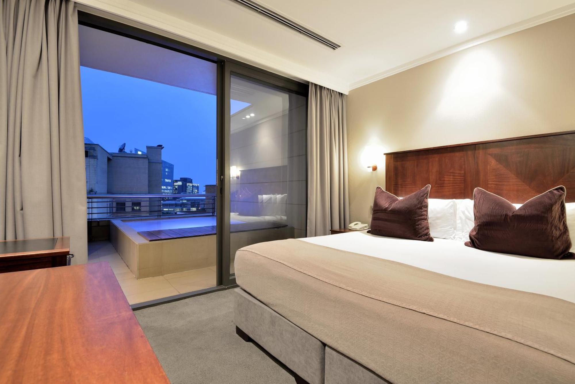 Raphael Suites Johannesburg Bagian luar foto
